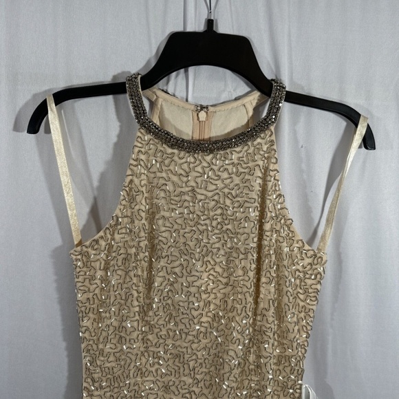 NWT $498 Mac Duggal [ 2 ] Bugle Bead Halter Body-Con Gown in‎ Nude Silver - Picture 9 of 15